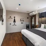 Hotel Point A Liberties 3*