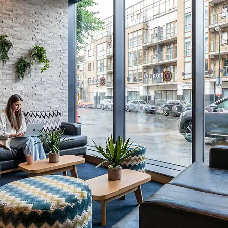 Hotel Point A Liberties 3*