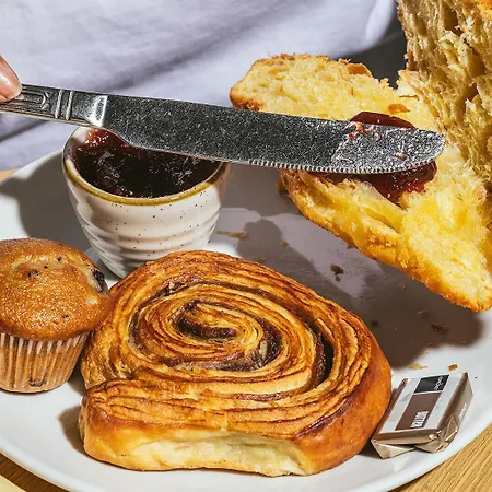 Hotel Point A Liberties 3*