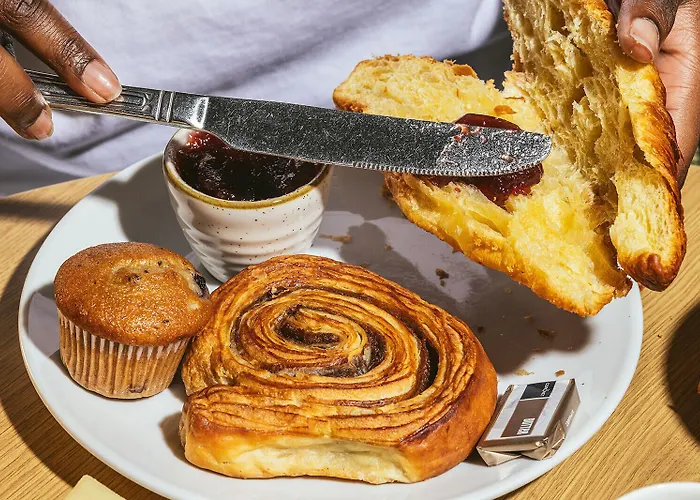 호텔 Point A Liberties 3*