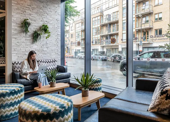 Hotel Point A Liberties 3*